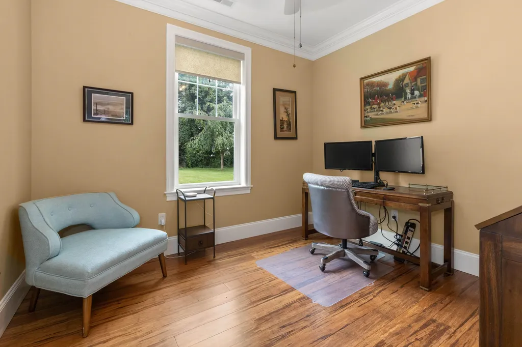166 North Policy Street Salem NH 03079