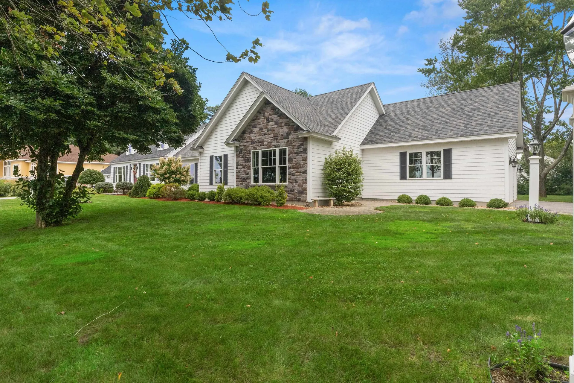166 North Policy Street Salem NH 03079