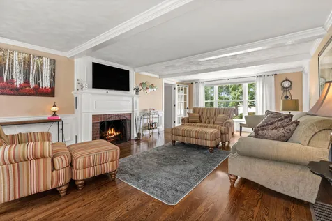 166 North Policy Street Salem NH 03079