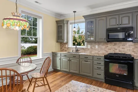 166 North Policy Street Salem NH 03079