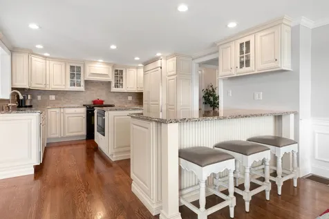 166 North Policy Street Salem NH 03079