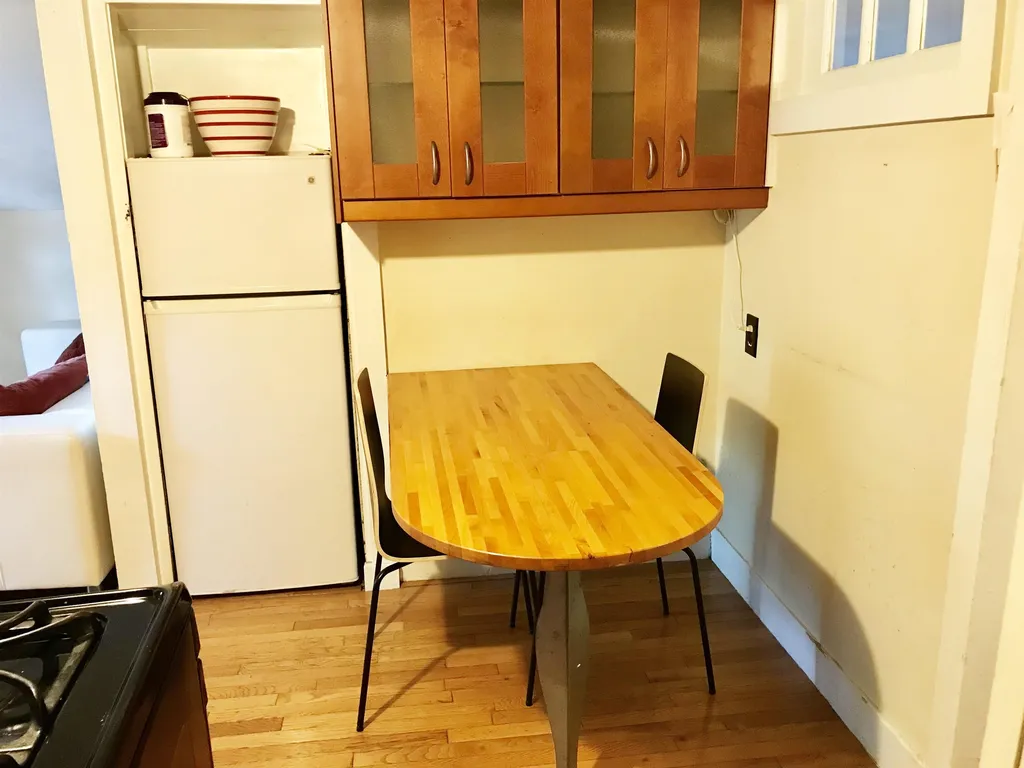404 Pleasant Street Portsmouth NH 03801
