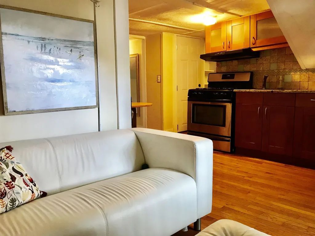 404 Pleasant Street Portsmouth NH 03801