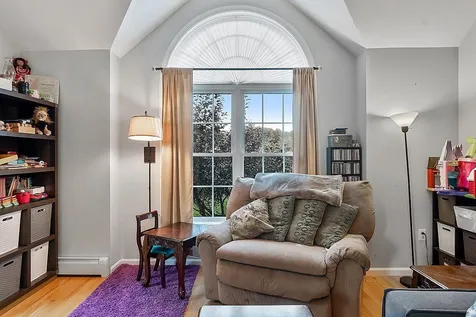 40 Maplevale Road East Kingston NH 03827
