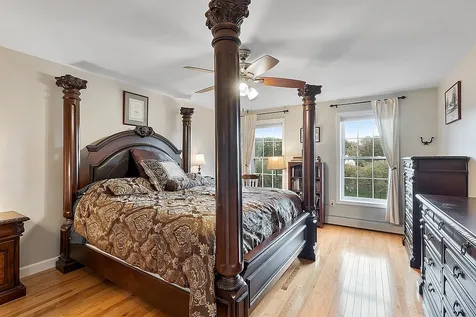 40 Maplevale Road East Kingston NH 03827