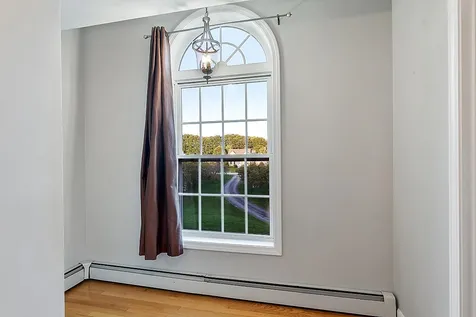 40 Maplevale Road East Kingston NH 03827