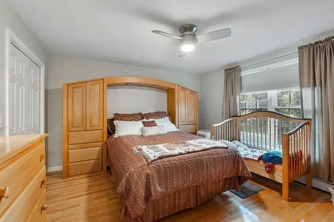 40 Maplevale Road East Kingston NH 03827