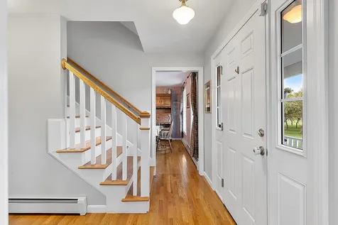40 Maplevale Road East Kingston NH 03827