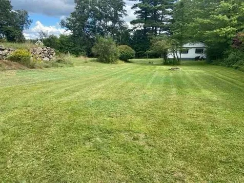 484 West River Road Hooksett NH 03106