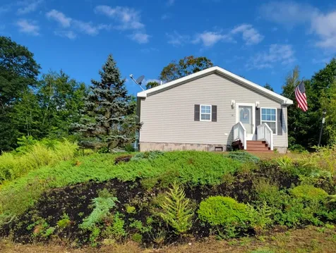 14 Ivy Lane Farmington NH 03835