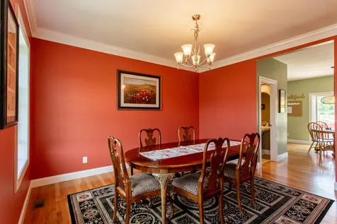 28 Hunter Mill Way Londonderry NH 03053
