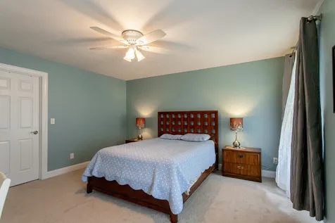 28 Hunter Mill Way Londonderry NH 03053