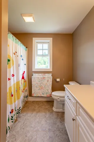 28 Hunter Mill Way Londonderry NH 03053