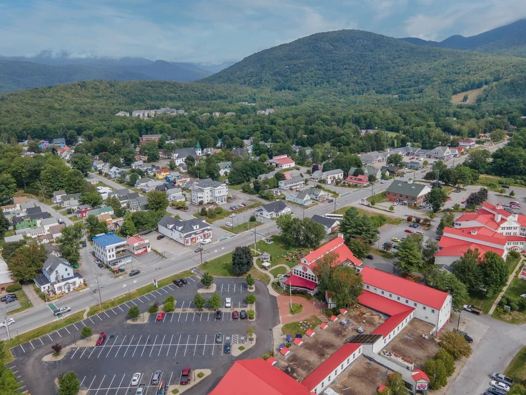 25 South Mountain Road Lincoln NH 03251
