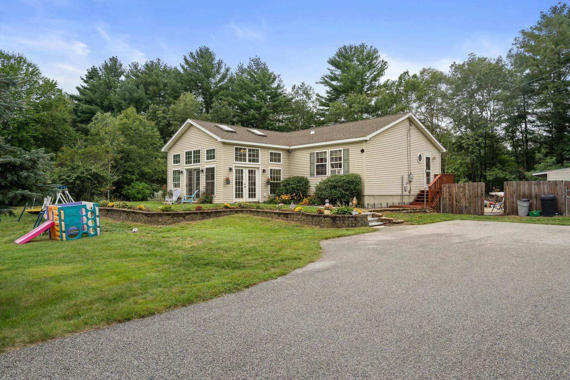 26 Hickory Hill Road Epping NH 03042