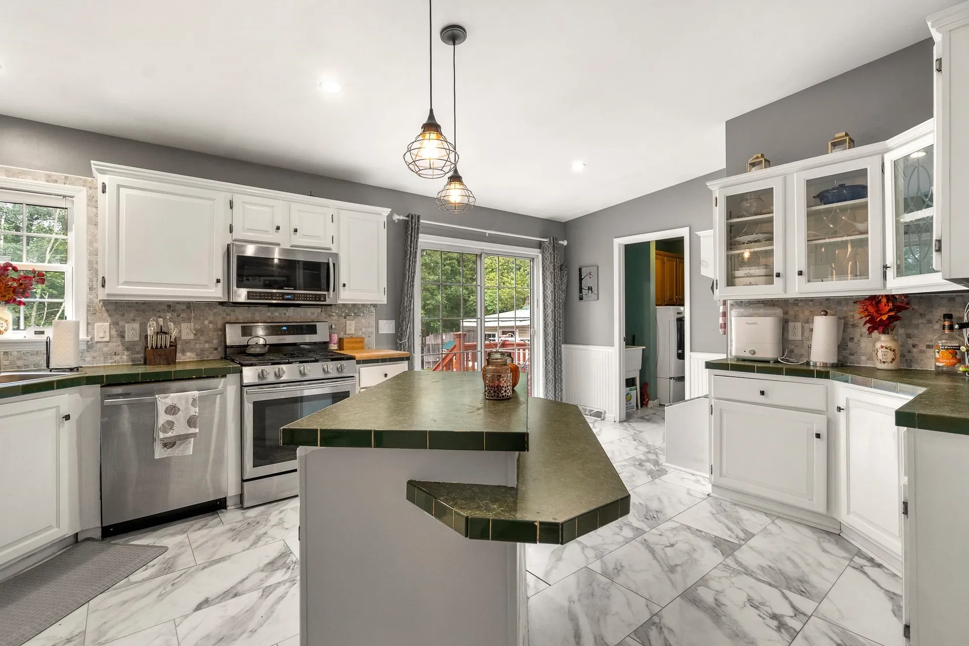 26 Hickory Hill Road Epping NH 03042