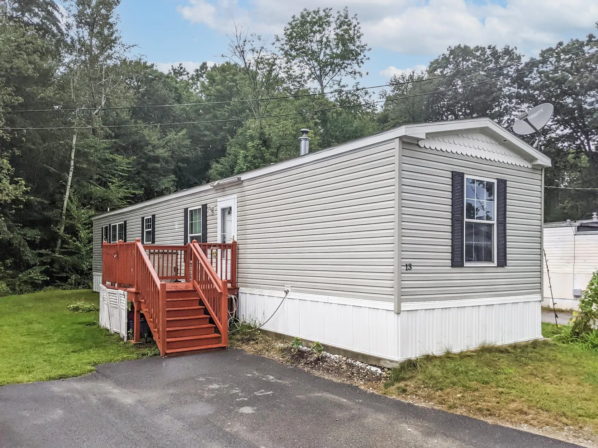 13 Loop Road Hudson NH 03051