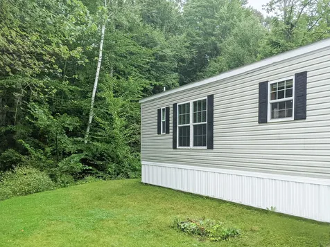 13 Loop Road Hudson NH 03051