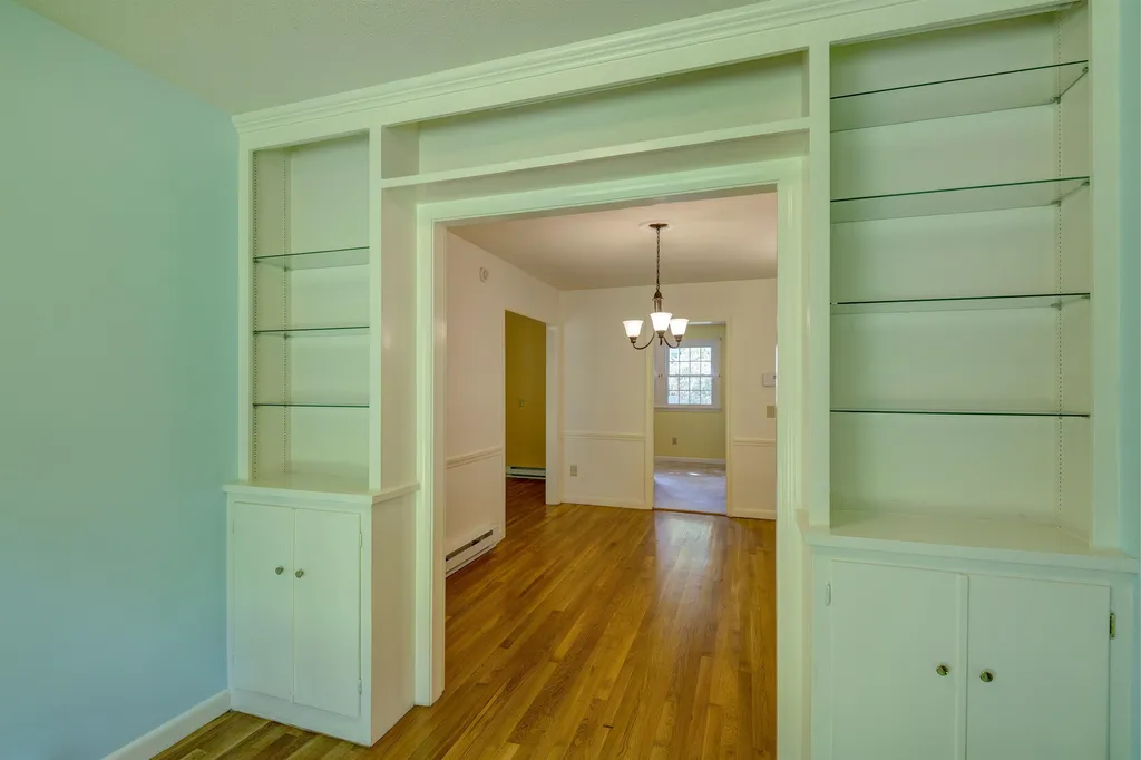 18 Willow Spring Lane Hanover NH 03755