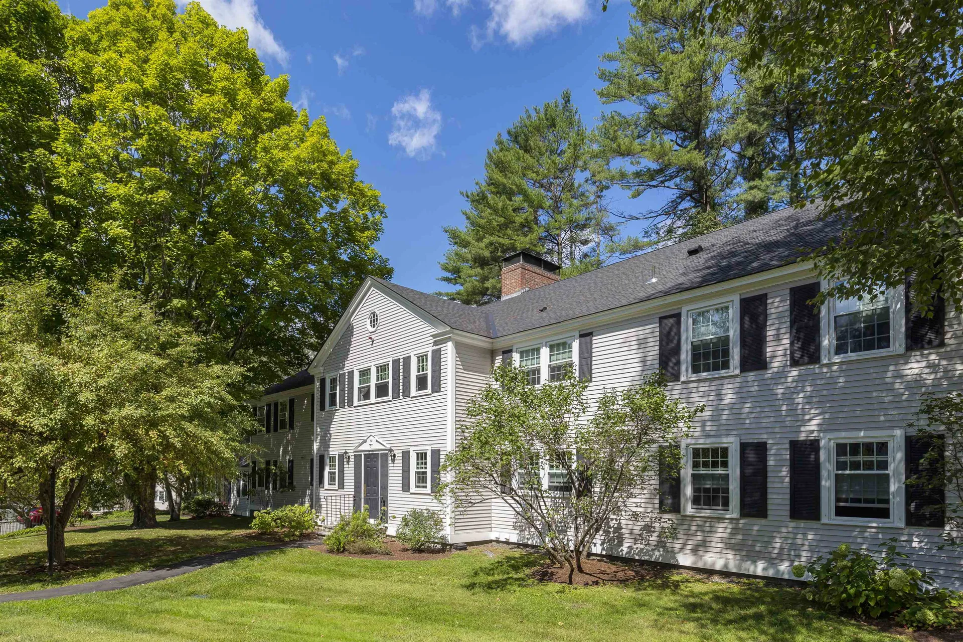 18 Willow Spring Lane Hanover NH 03755