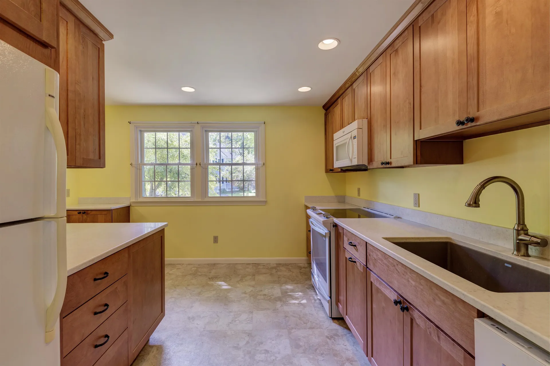 18 Willow Spring Lane Hanover NH 03755