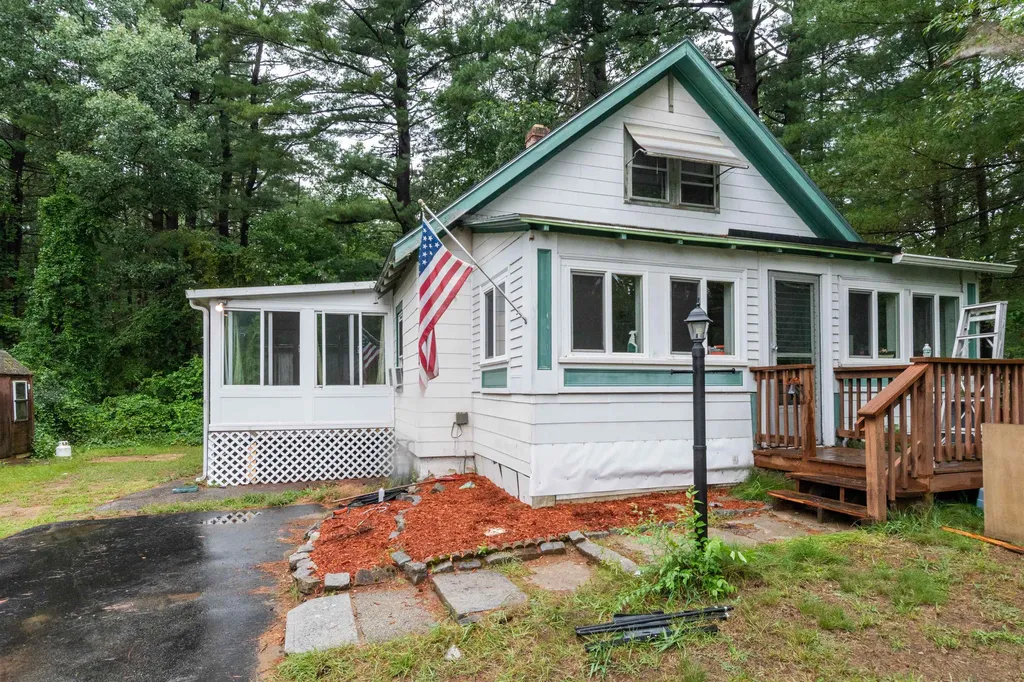 30 Lawrence Street Concord NH 03301