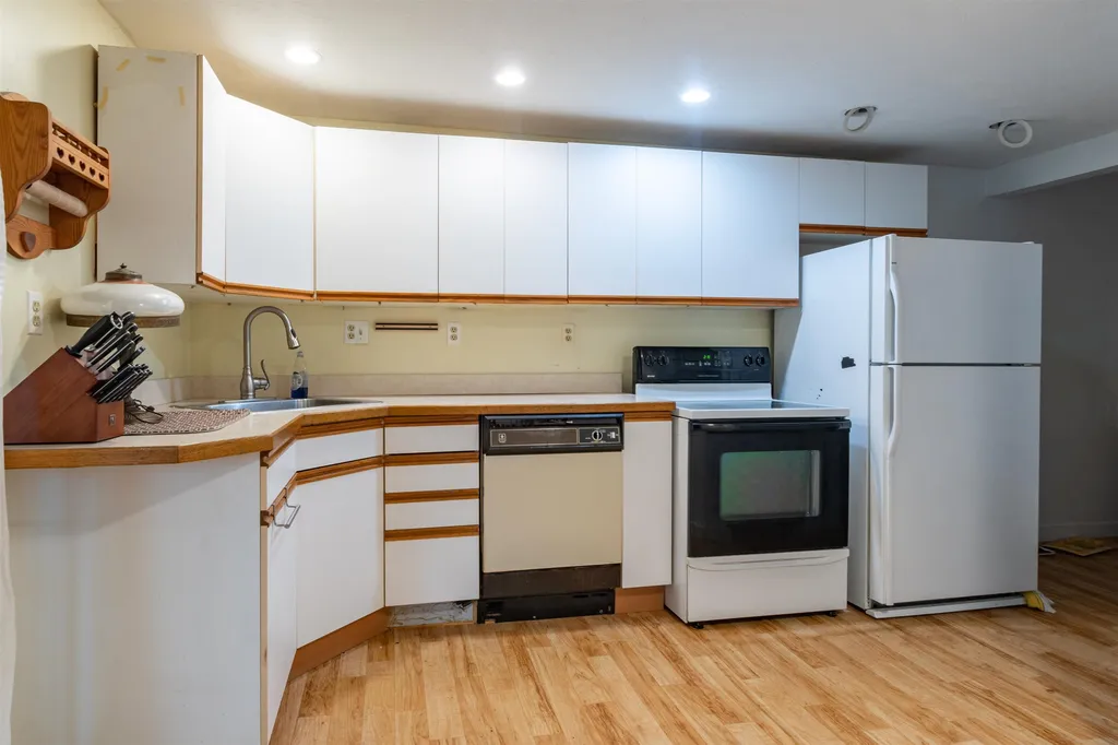 30 Lawrence Street Concord NH 03301