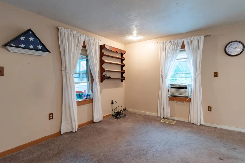 30 Lawrence Street Concord NH 03301