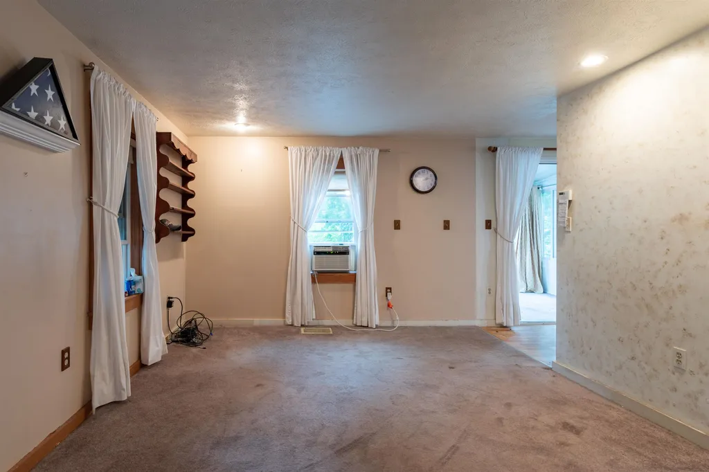 30 Lawrence Street Concord NH 03301