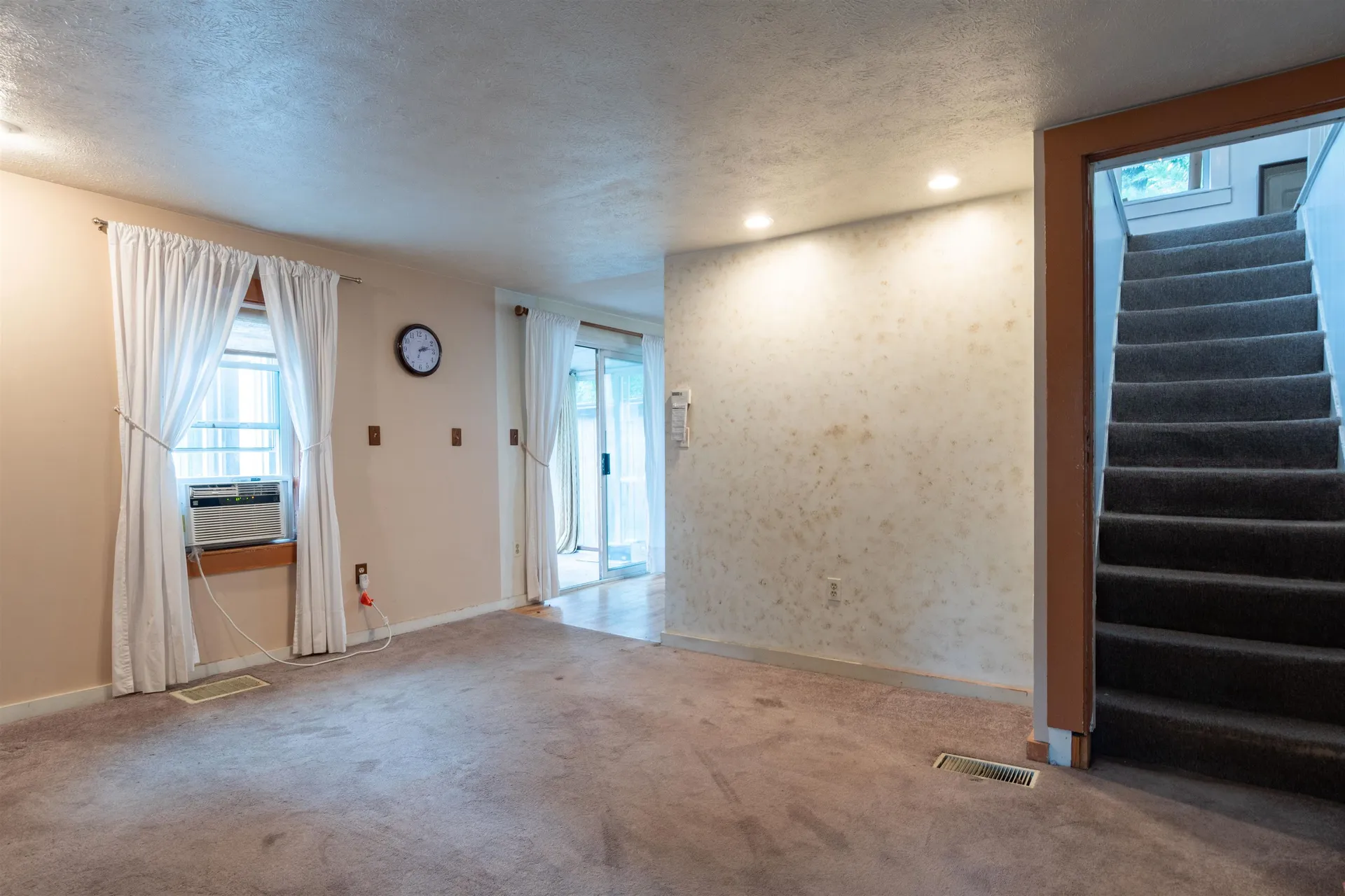 30 Lawrence Street Concord NH 03301