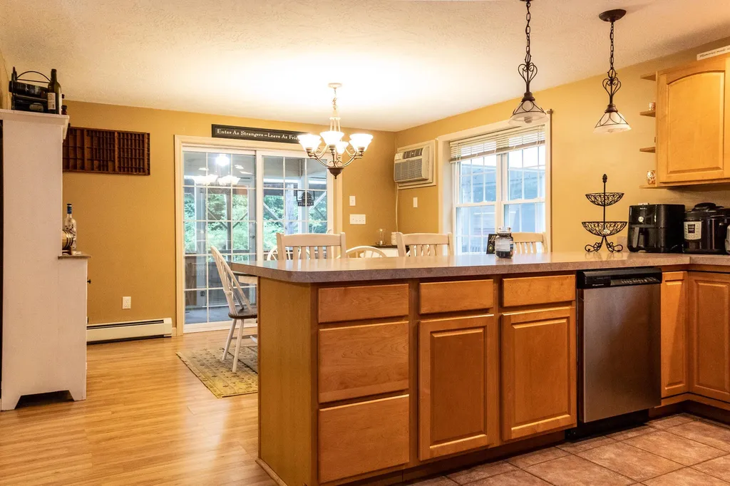 30 Old Woods Road Northwood NH 03261