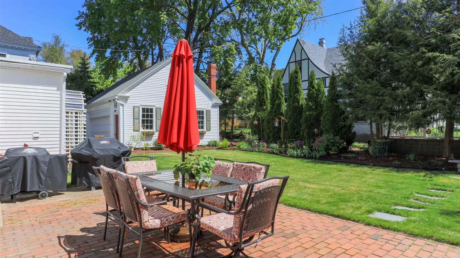 2143 Elm Street Manchester NH 03104