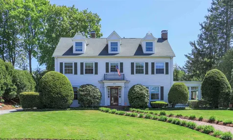 2143 Elm Street Manchester NH 03104