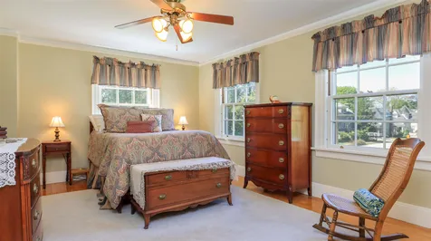 2143 Elm Street Manchester NH 03104