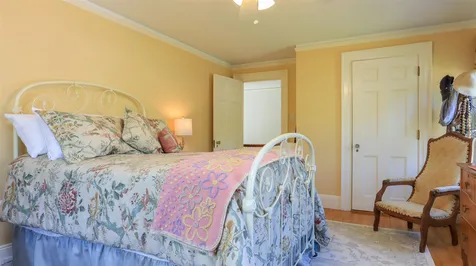 2143 Elm Street Manchester NH 03104