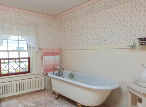 2143 Elm Street Manchester NH 03104
