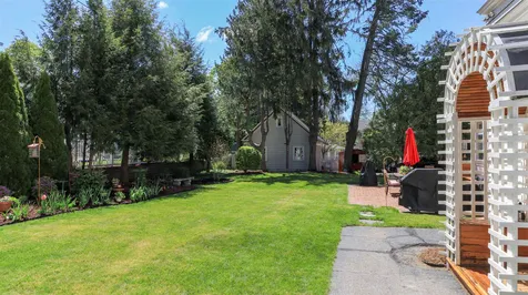 2143 Elm Street Manchester NH 03104