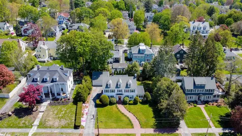 2143 Elm Street Manchester NH 03104