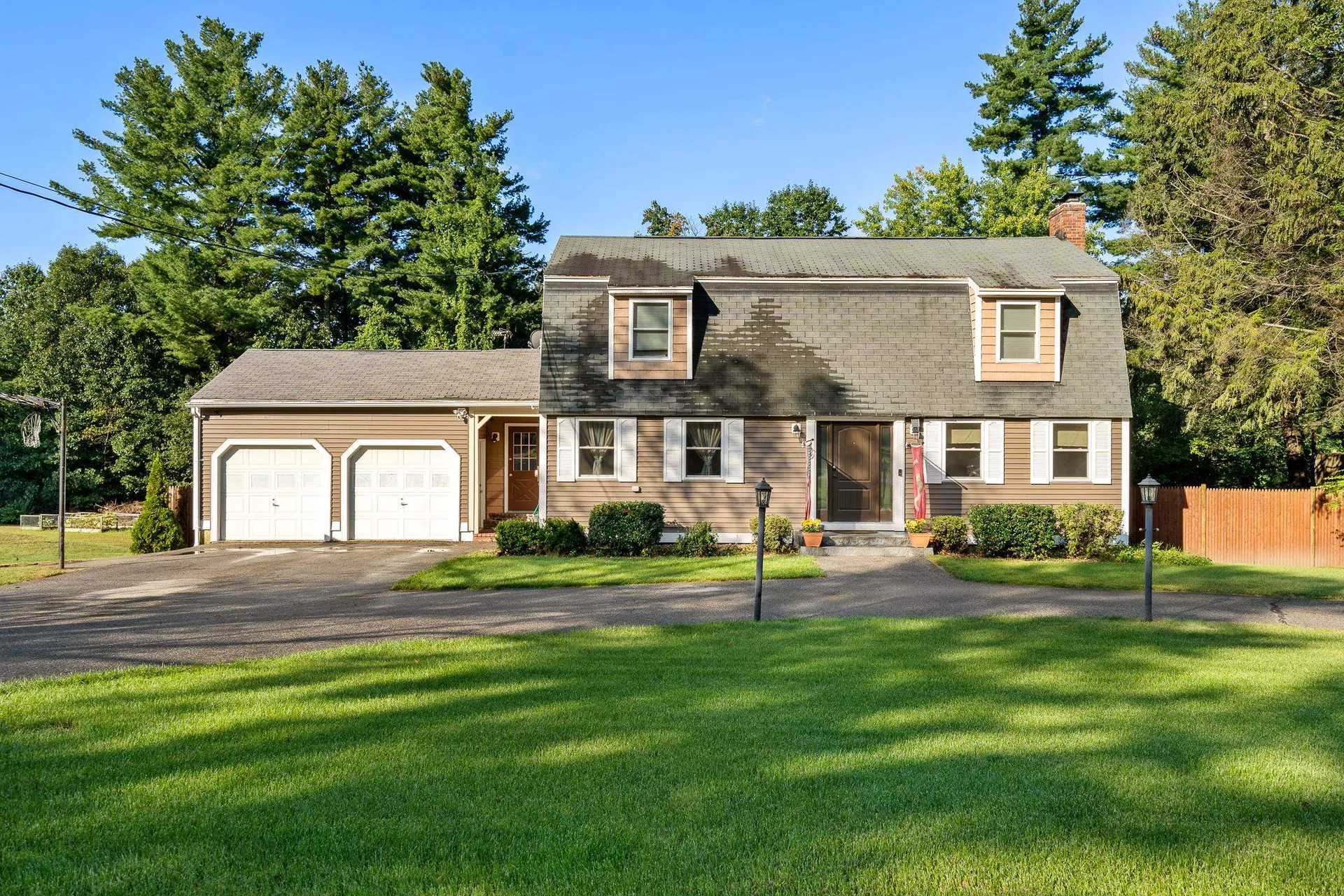 759 Cohas Avenue Manchester NH 03109