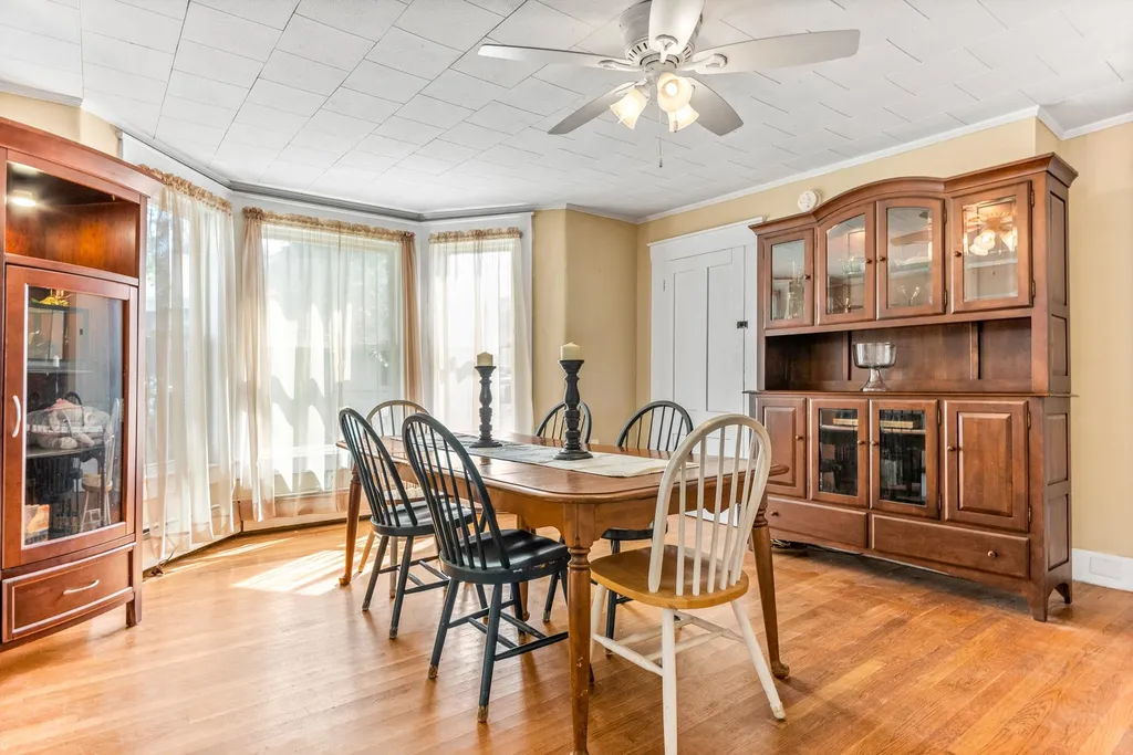 33 S Village Road Loudon NH 03307