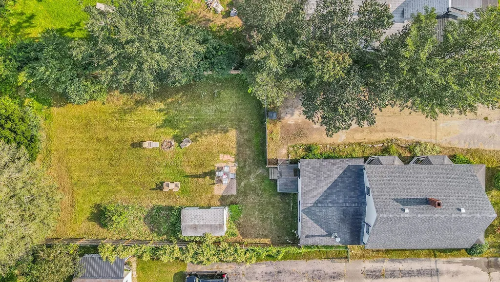 33 S Village Road Loudon NH 03307