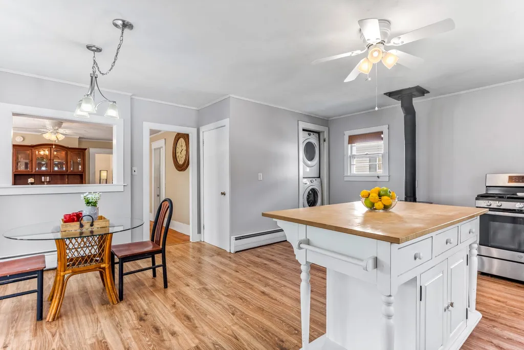 33 S Village Road Loudon NH 03307