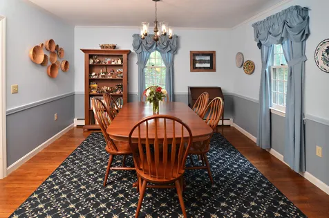 28 Hitching Post Lane Bedford NH 03110