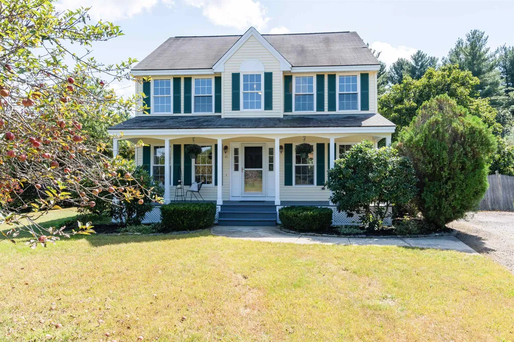 11 Bristol Way Litchfield NH 03052