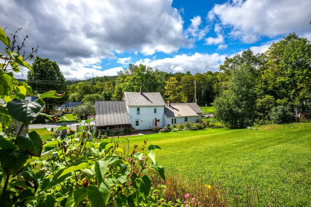 98 East Barnard Road Barnard VT 05031
