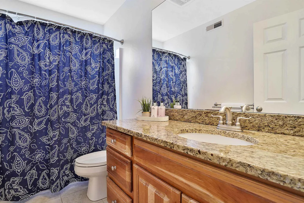 4 Elizabeth Way Bedford NH 03110