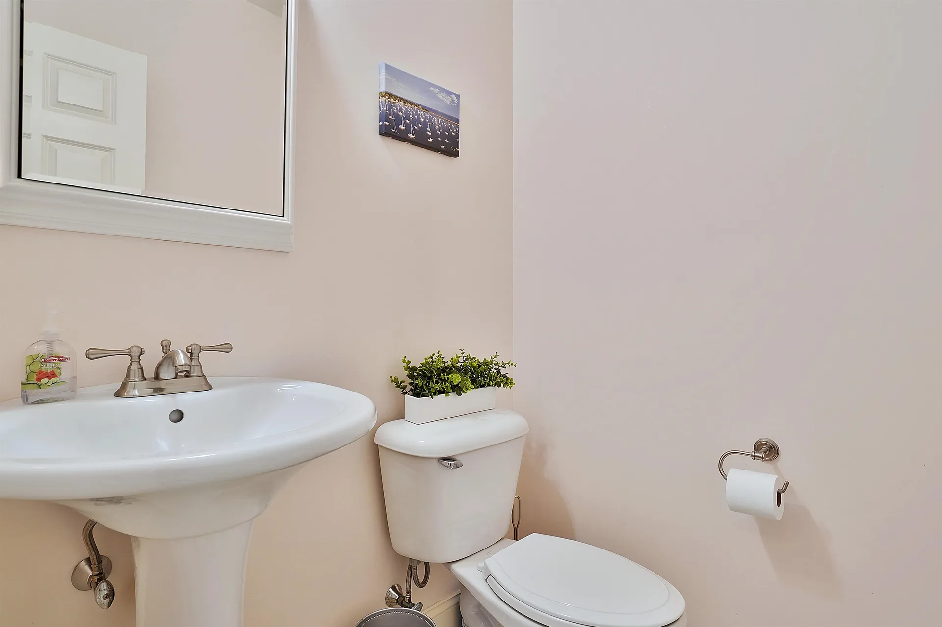 4 Elizabeth Way Bedford NH 03110