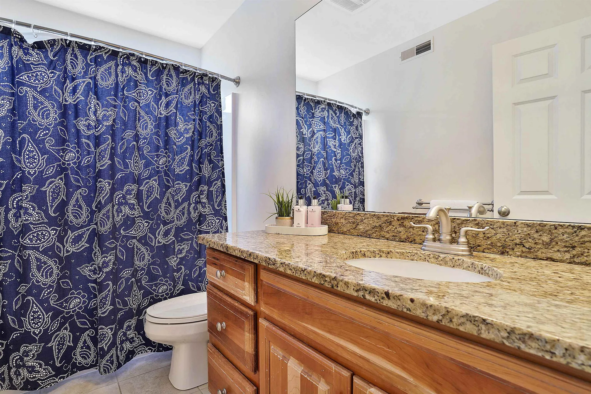 4 Elizabeth Way Bedford NH 03110