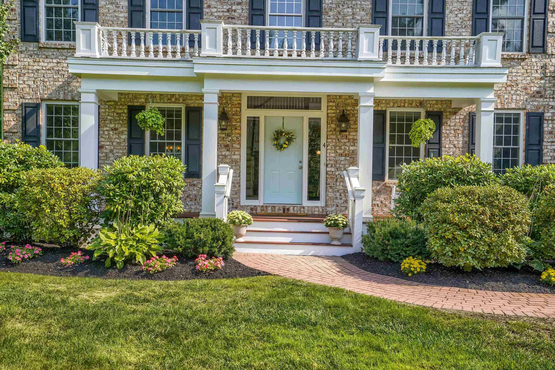 4 Elizabeth Way Bedford NH 03110