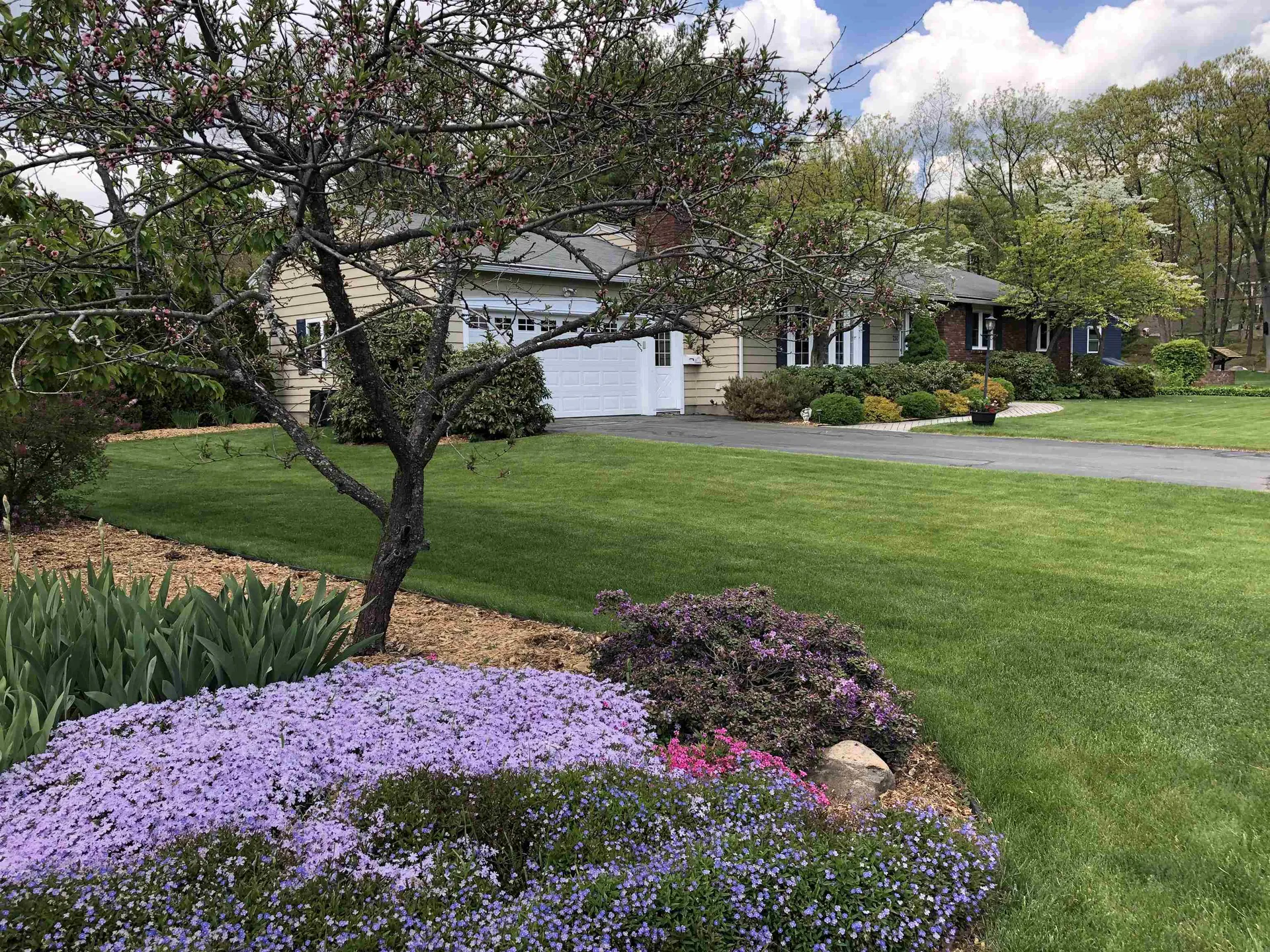 210 Crestview Road Manchester NH 03104